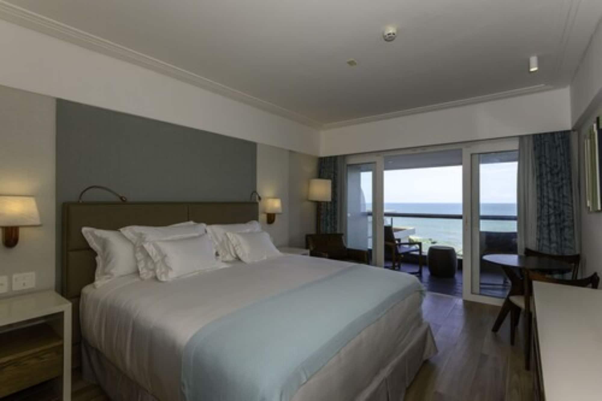 Vogal Luxury Beach Hotel & Spa Natal Exterior photo A room at the hotel